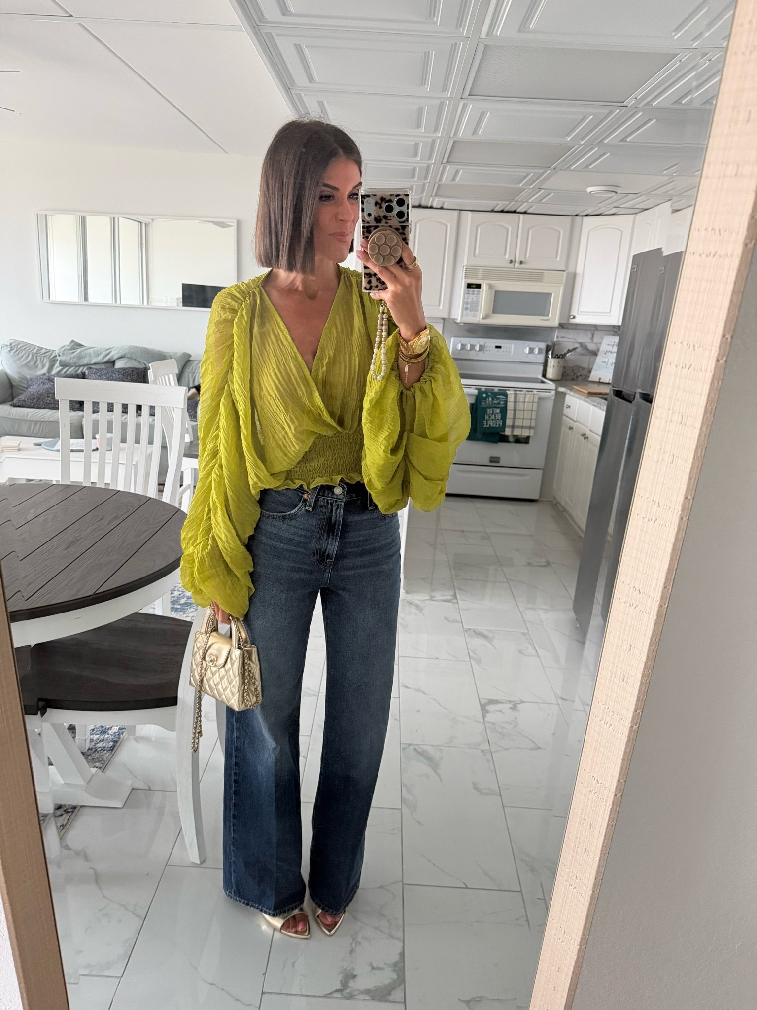 Date night fit! Size small in top, jeans size 25

#LTKdayinmylife #LTKgrwm #LTKootd
