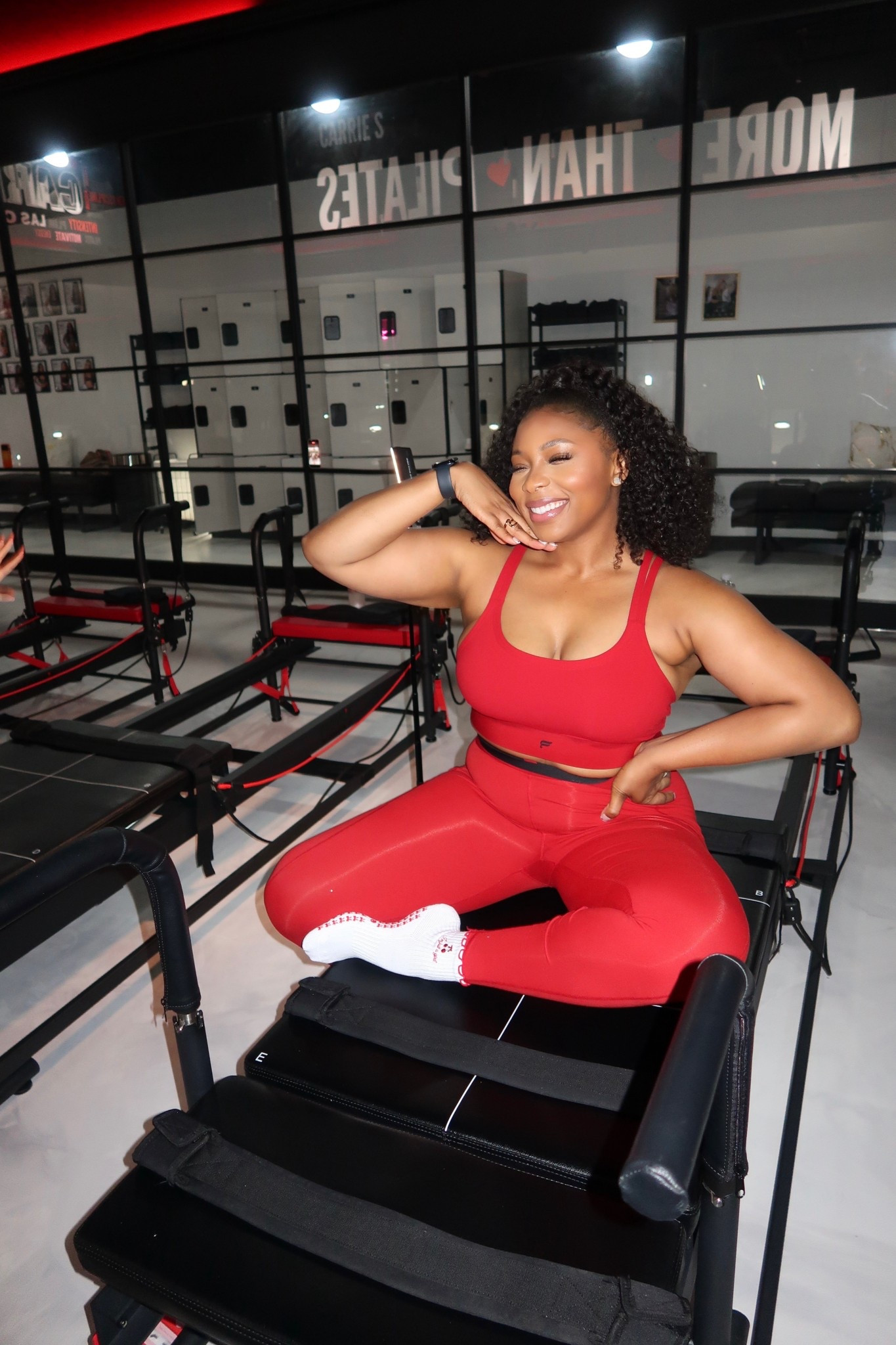 8 weeks postpartum and rebuilding this core one workout at a time. 💪🏽
How perfect is the color of this workout set? 

#LTKmomlife #LTKfitnessgoals #LTKValentine