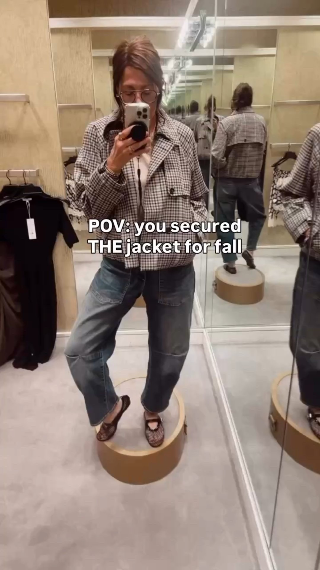 The right jacket, the cropped trench style that goes with all things fall! Pair it with denim, skirts, pants, leather and play with the prints this season. 