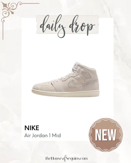 NEW! Nike Air Jordan 1 Mid