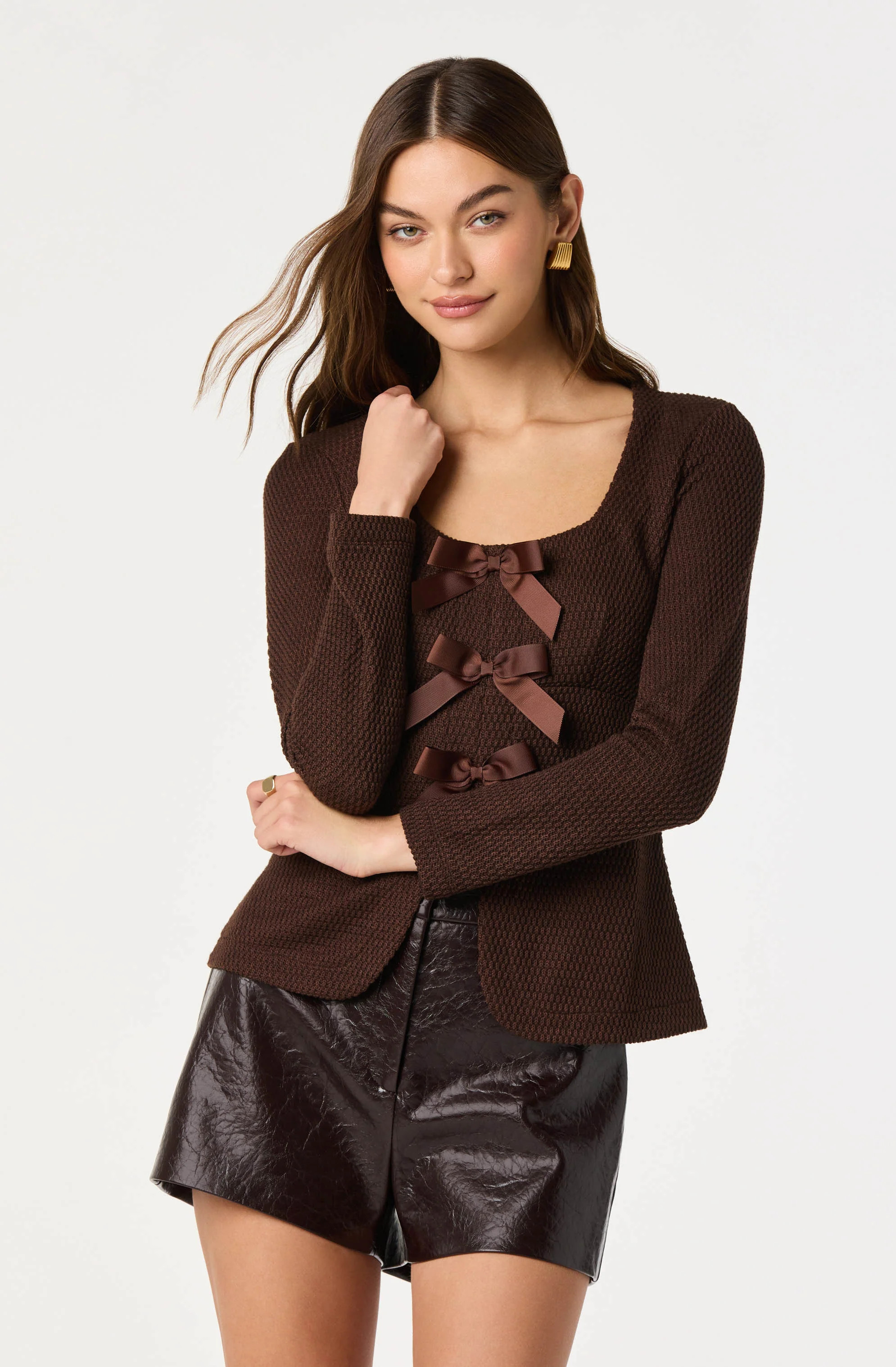 Textured Bow Flyaway Top | ASTR The Label (US)