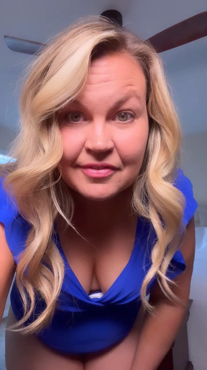 This one is a keeper! This Amazon find is affordable, amazing quality, and dreamy for my midsize babes ✨ I’m wearing an XL. 

#LTKfindsunder50 #LTKswim #LTKmidsize