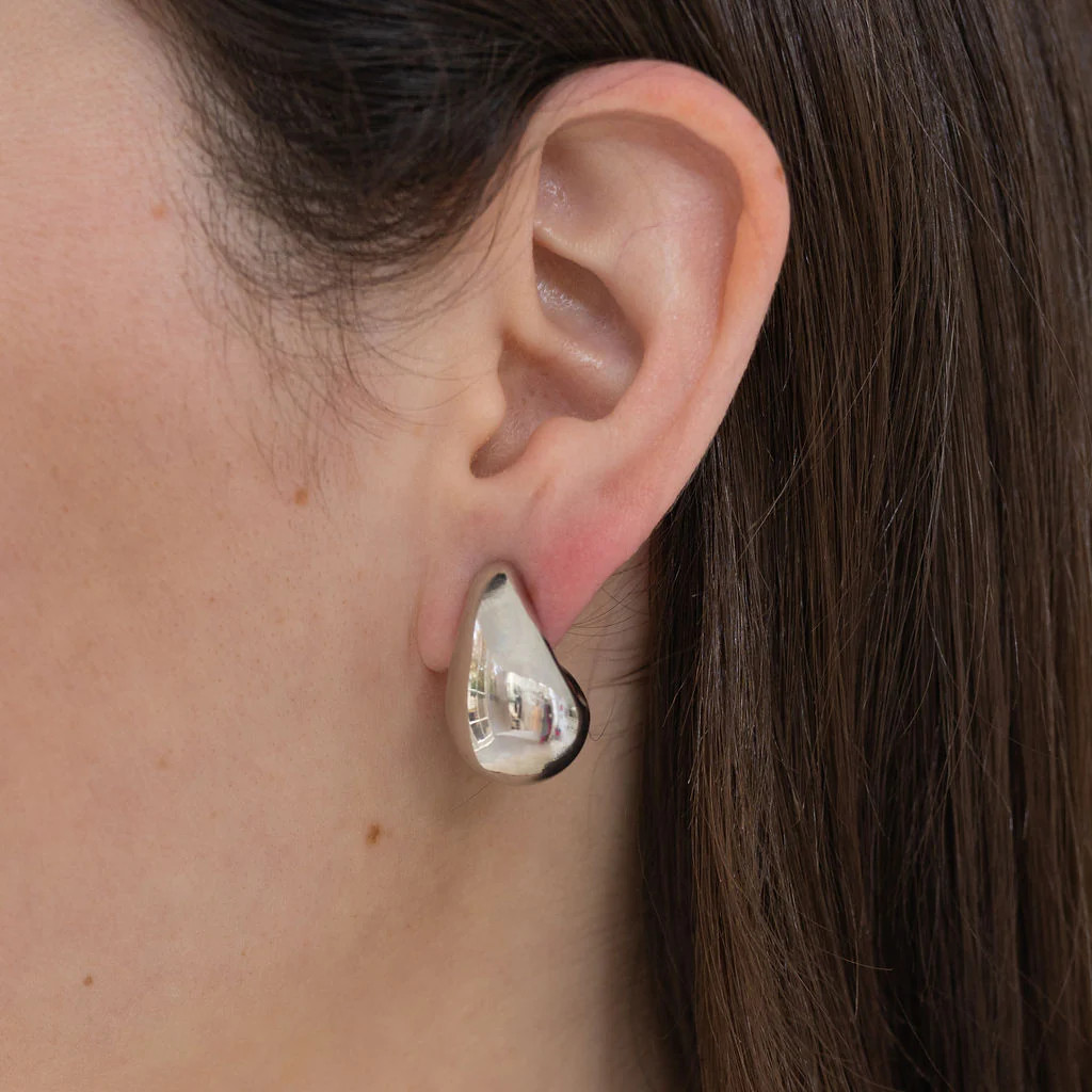 Silver Puffy Teardrop Earrings | Erin McDermott Jewelry