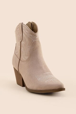 Indigo Rd Alydia Contrasting Stitch Western Boots - francesca's | Francesca's