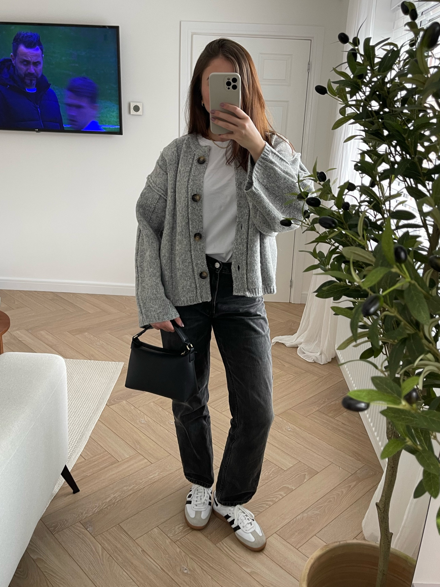 The perfect AW cardi 🩶 #LTKxadidas

#LTKGiftGuide #LTKfindsunder50 #LTKSeasonal
