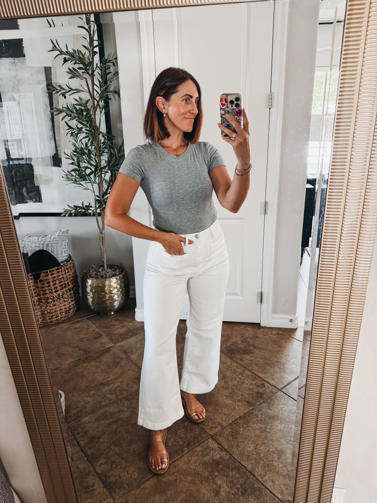 My favorite cream jeans are fully restocked in all sizes! I did a 27!

The gray bodysuit (size small) as part of a set of five and I absolutely love the fit and feel!

Amazon, Amazon fashion, ivory jeans, pre-fall outfit, fall outfit idea 


#LTKFindsUnder50 #LTKOver40 #LTKSaleAlert