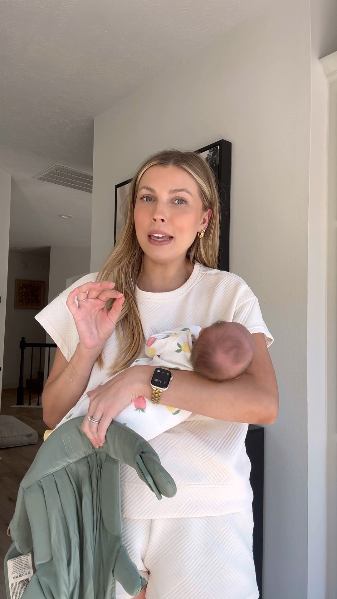 I am obsessed with this carrier from Wildbird! It is so comfortable and I love how it has the clips. It's so supportive and comfortable to wear while doing things! 

 

#LTKBaby #LTKBump