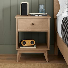 Keaton One Drawer Nightstand (18") | Pottery Barn Teen