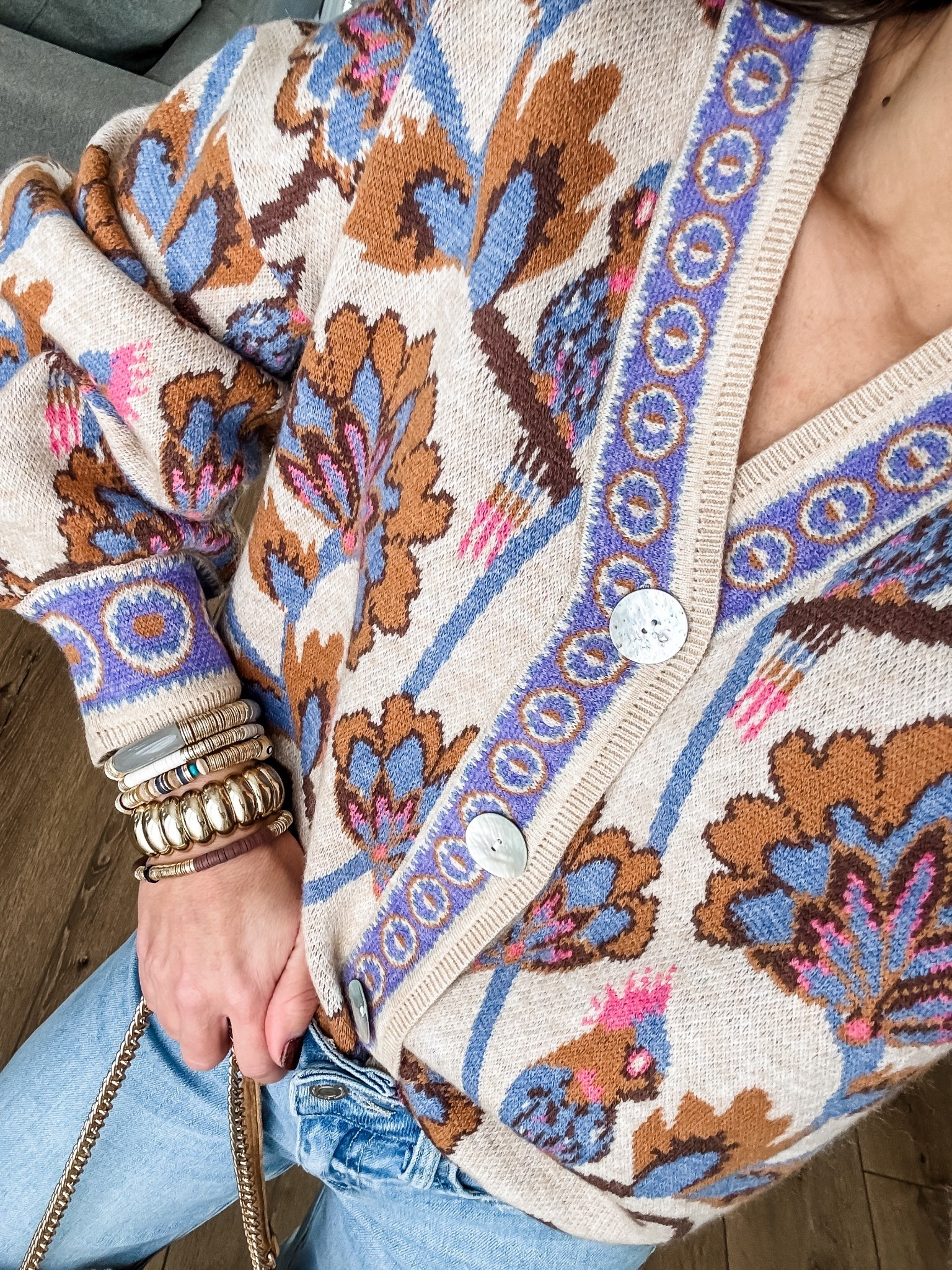 Jeans 25. Brighton jeans I cut. Sweaters small. Denim jacket small. Floral jacket XS. Leggings small. Shoes TTS. Jewelry code HOUSEOFLEO30. 


#LTKFindsUnder100 #LTKOver40