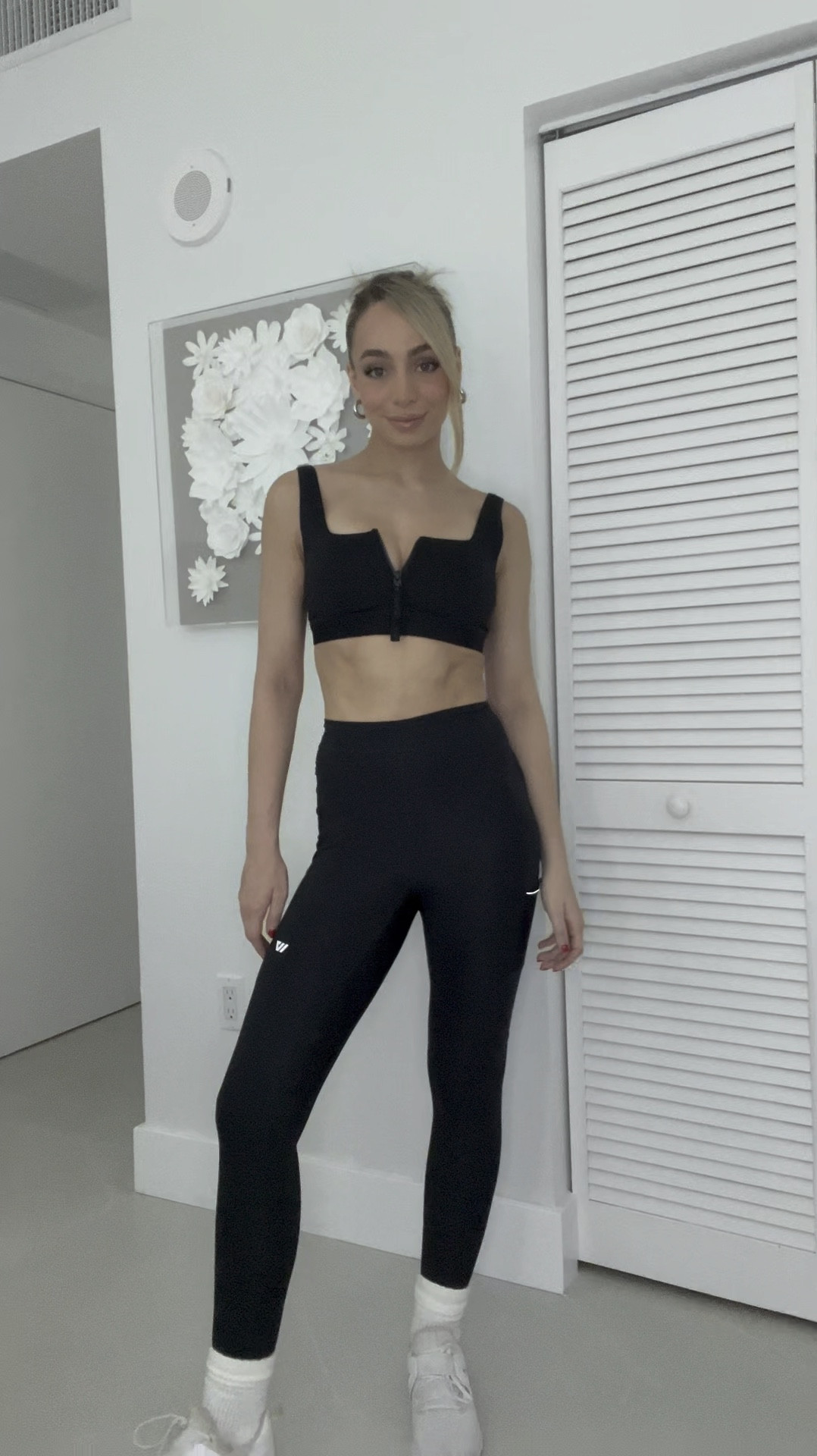 High rise leggings perfect for cardio. Has a pocket and an adjustable waist tie. Thick, so can be worn on outdoor runs, etc. Paired with a Fabletics sports bra but similar style is linked.

#LTKActive #LTKFitness #LTKStyleTip