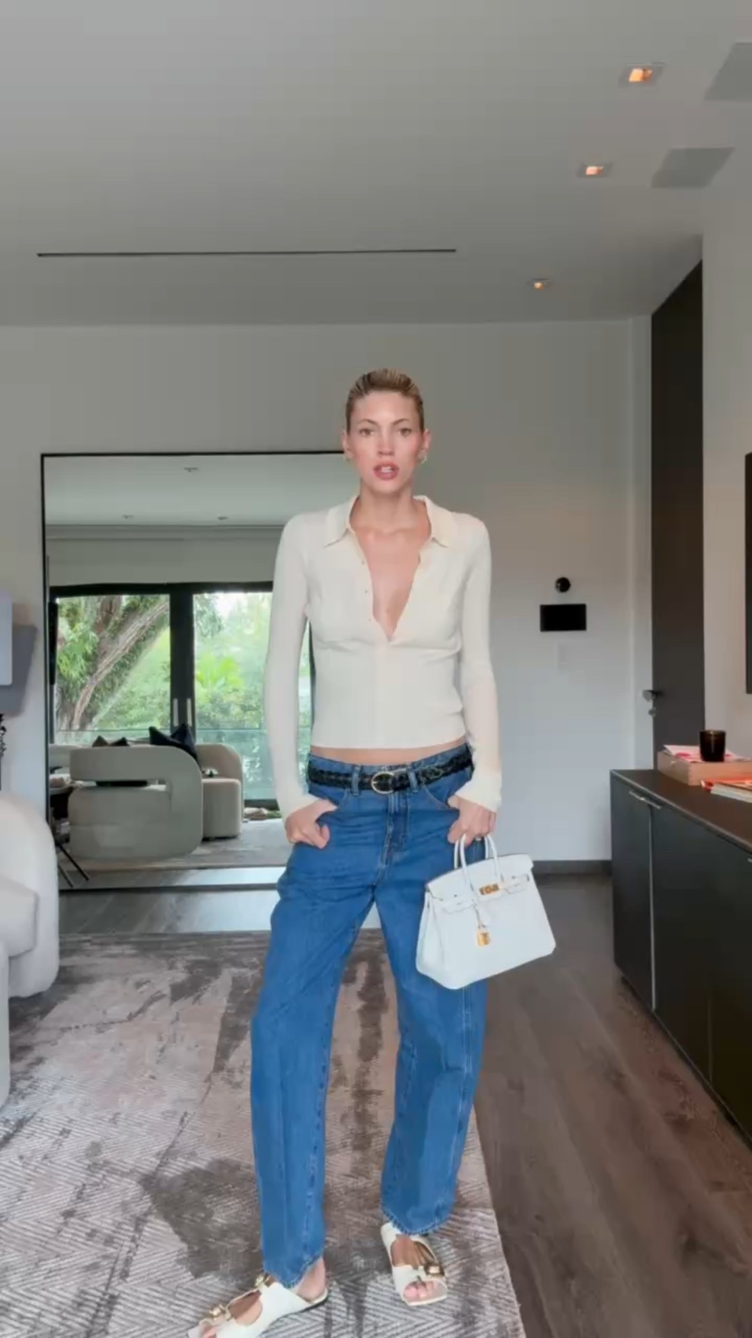 Super simple cardigan sweater for those chillier summer nights ✨

#LTKStyleTip