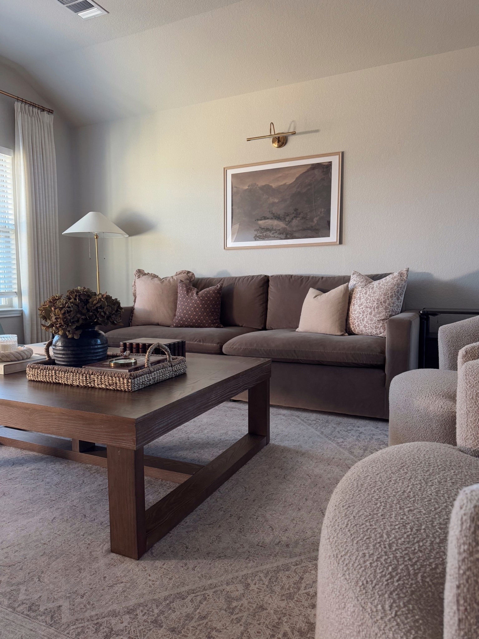 living room views 🤍 going to be adding picture frame moulding soon!

#LTKFindsUnder50 #LTKHome #LTKSeasonal