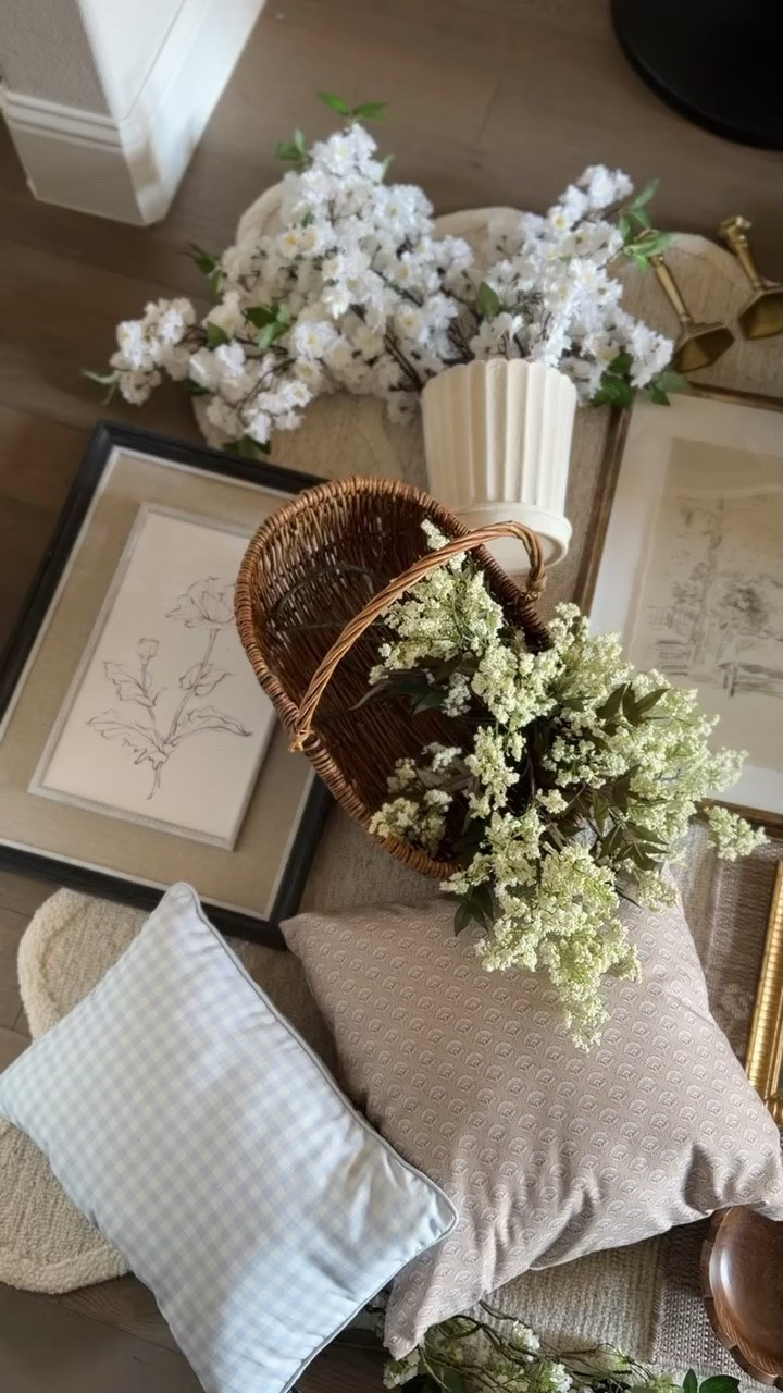 LOVING these pieces 😍 so many gorg wall art pieces have been restocked and our gorg spiral topiaries are on sale!

#LTKSeasonal #LTKHome