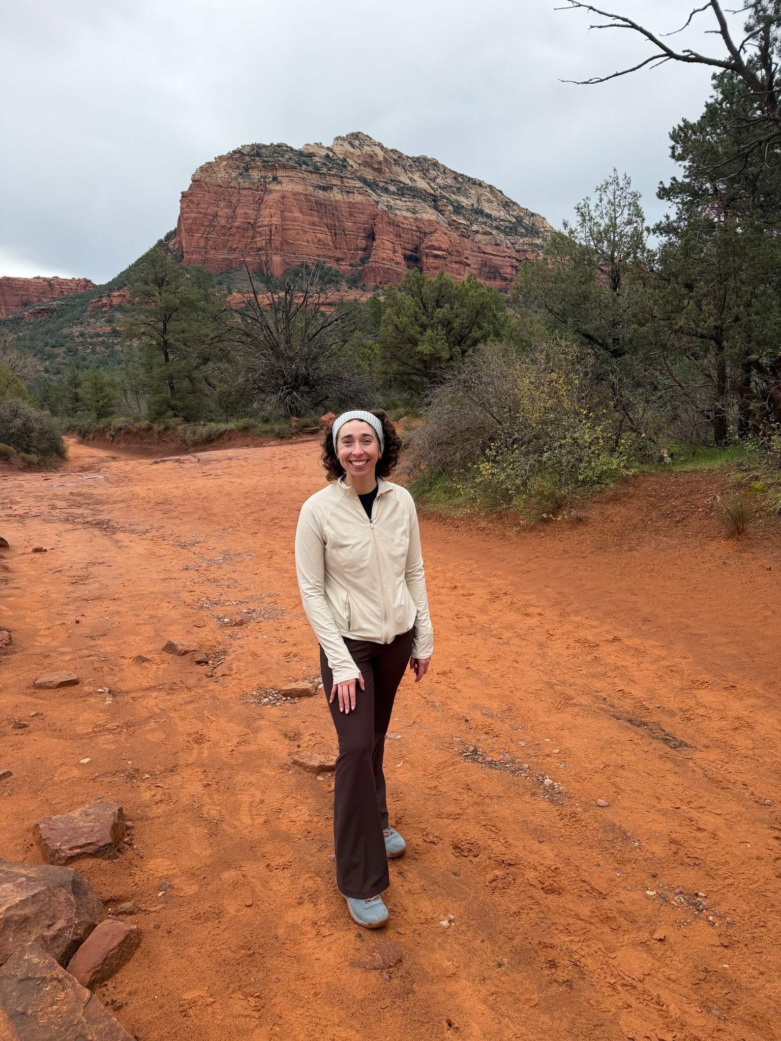 When the weather was warmer for hiking 🥾 some of my favorite workout clothes come from Old Navy and this outfit is built almost entirely from their store 😊

#LTKSeasonal #LTKfitnessgoals #LTKootd