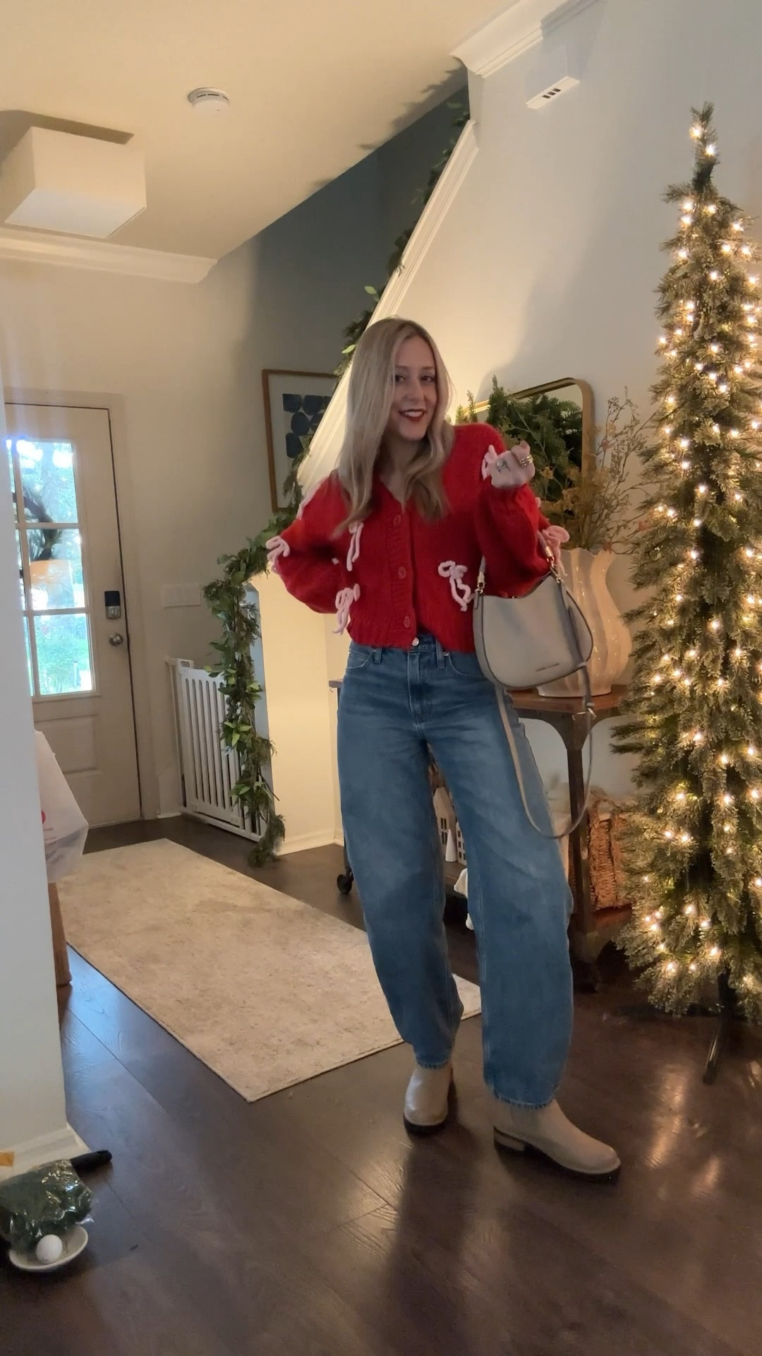 The cutest Christmas bow sweater 🎀❤️

#LTKCyberWeek #LTKSeasonal #LTKHoliday