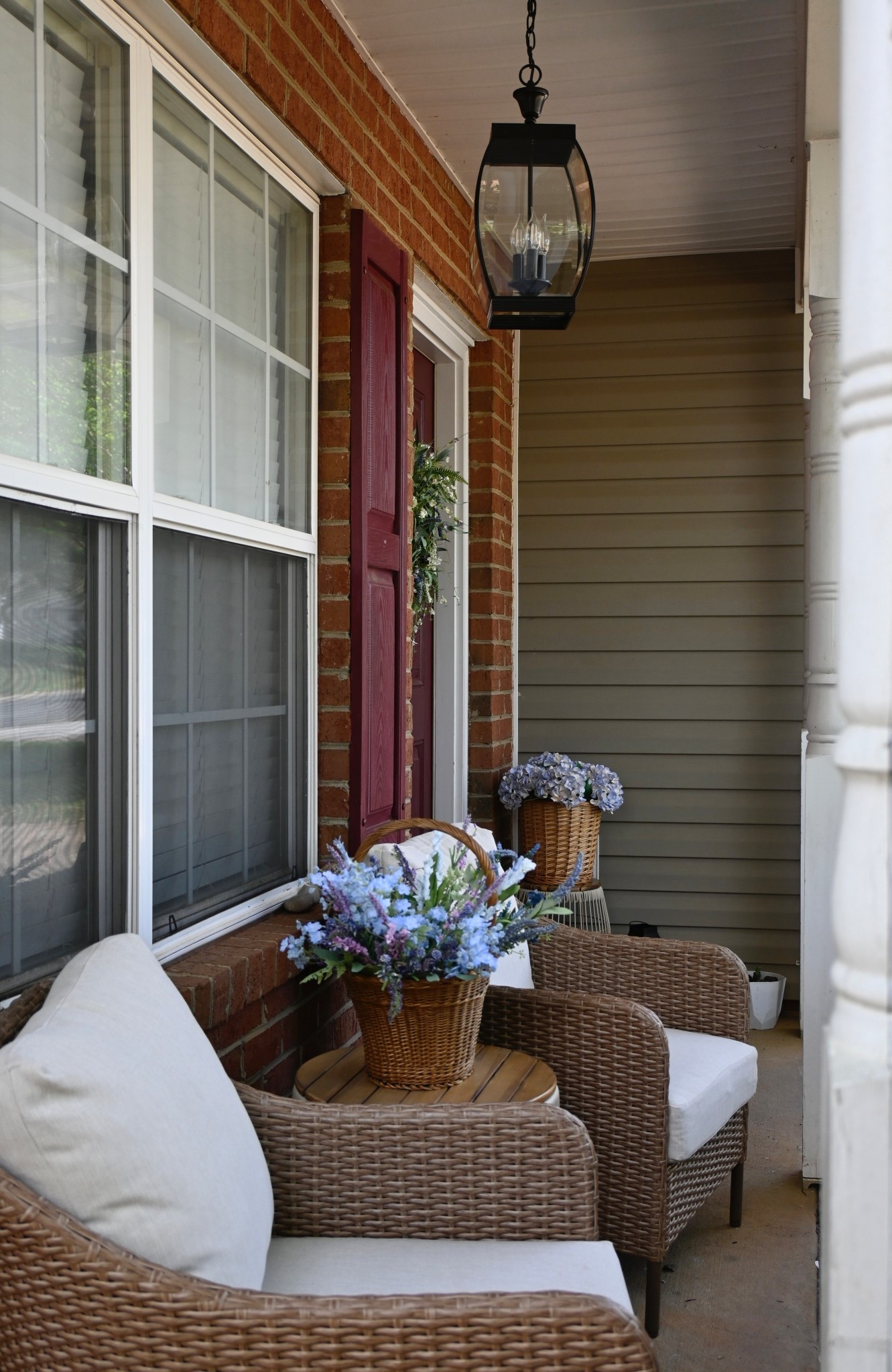 Cottage Inspired Spring 🪻☀️

front porch decor patio chairs faux flowers wreath table cozy home

#LTKHome #LTKSeasonal