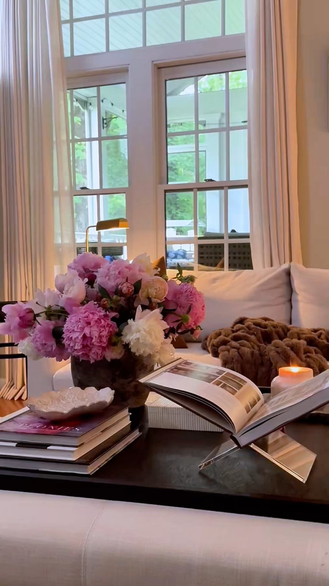 Living room decor 

#LTKFindsUnder50 #LTKHome #LTKFindsUnder100