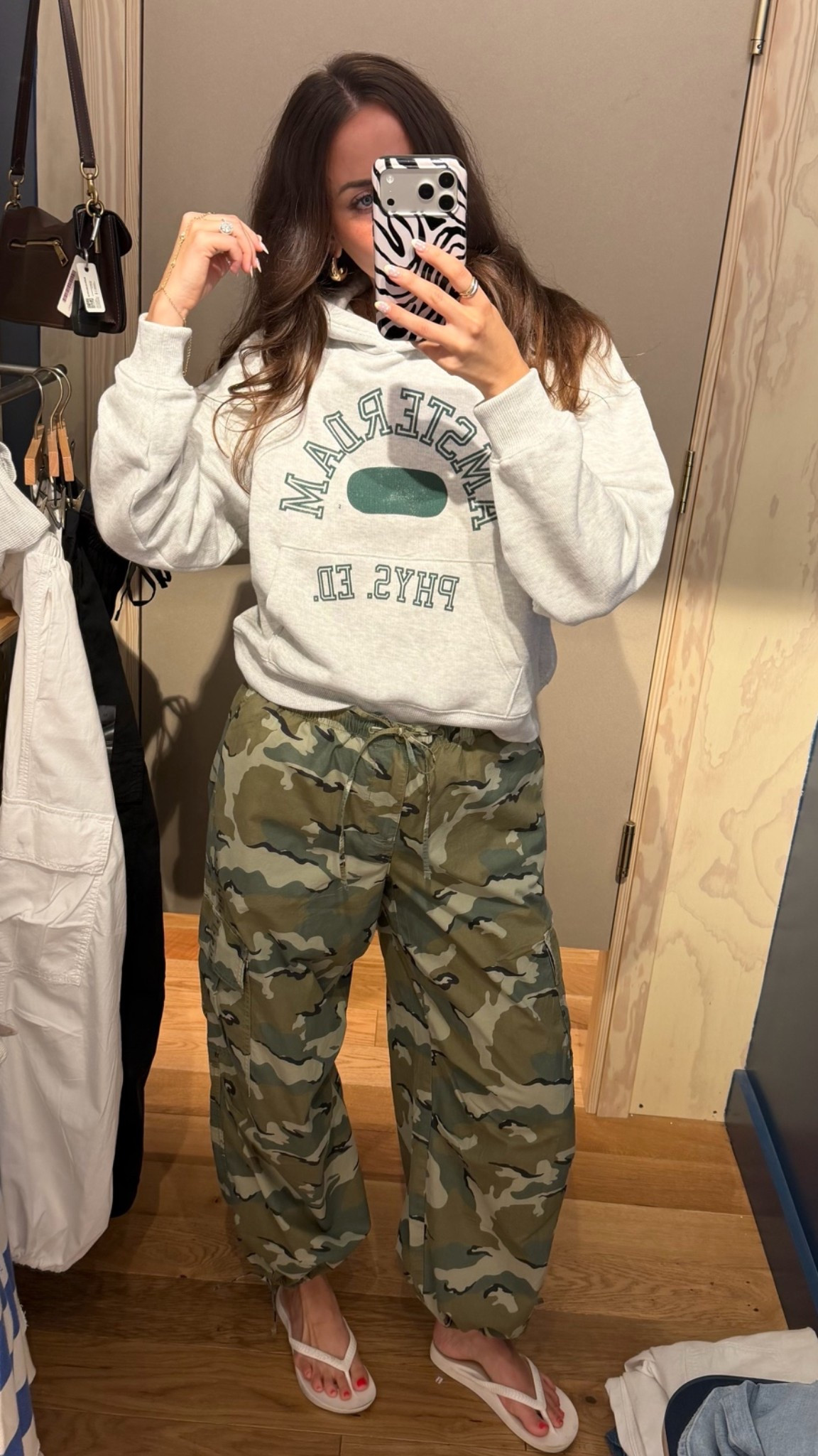 5’9” wearing size small top and medium bottoms (bottoms run a little large, I could’ve done a small)

#LTKootd #LTKTall