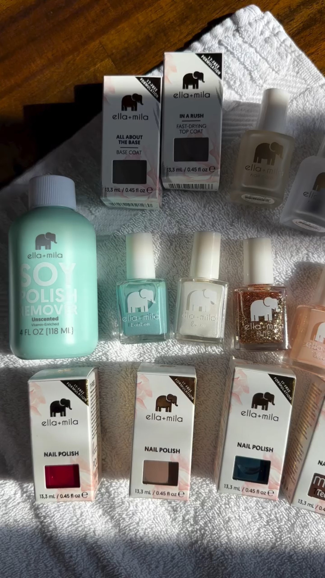 Holiday nails, but make them clean ✨💅
I used @ellamila’s “Unwrap Me” (the perfect holiday red) with a touch of “Drippin Gold” for that festive shimmer — both available now at @cvspharmacy 🎁

I love that ella+mila is an eco-friendly, luxury nail lacquer brand founded by a mom of twin girls (darling names Ella and Mila 💕). Their mission? To create a better-for-you nail brand that’s vegan, cruelty-free, 17-free, and made right here in the USA.

Whether you’re shopping for a quick holiday mani moment or gifting a clean beauty lover, you can find ella+mila’s best-selling polishes at your local CVS or through the store locator linked in my @ltk shop!

🛍️ Shop the shades via the LTK link in bio or my stories✨ 

Holiday nails, but make them clean ✨💅
I used @ellamila’s “Unwrap Me” (the perfect holiday red) with a touch of “Drippin Gold” for that festive shimmer — both available now at @cvspharmacy 🎁

I love that ella+mila is an eco-friendly, luxury nail lacquer brand founded by a mom of twin girls (darling names Ella and Mila 💕). Their mission? To create a better-for-you nail brand that’s vegan, cruelty-free, 17-free, and made right here in the USA.

Whether you’re shopping for a quick holiday mani moment or gifting a clean beauty lover, you can find ella+mila’s best-selling polishes at your local CVS or through the store locator linked in my @ltk shop!

🛍️ Shop the shades via the LTK link in bio or my stories
✨ 

#ellamila #cleanbeauty #holidaynails #CVSbeauty #ellamilaholiday #LTKholiday #veganpolish #crueltyfreebeauty #17free #ad