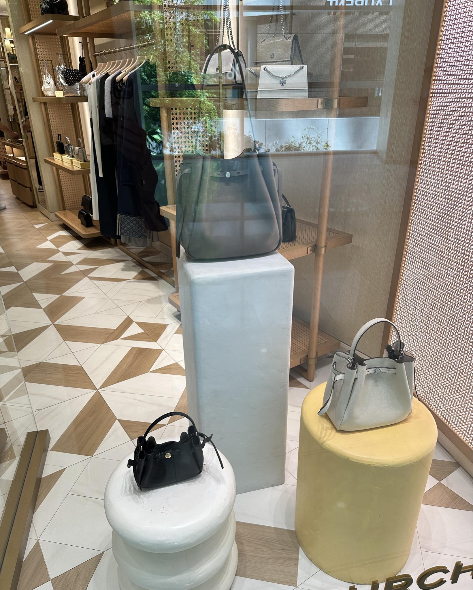 Tory Burch Romy Bucket in all Sizes! Especially the new Large size is so beautiful. #ltkitbag 

#LTKValentine #LTKNYFW