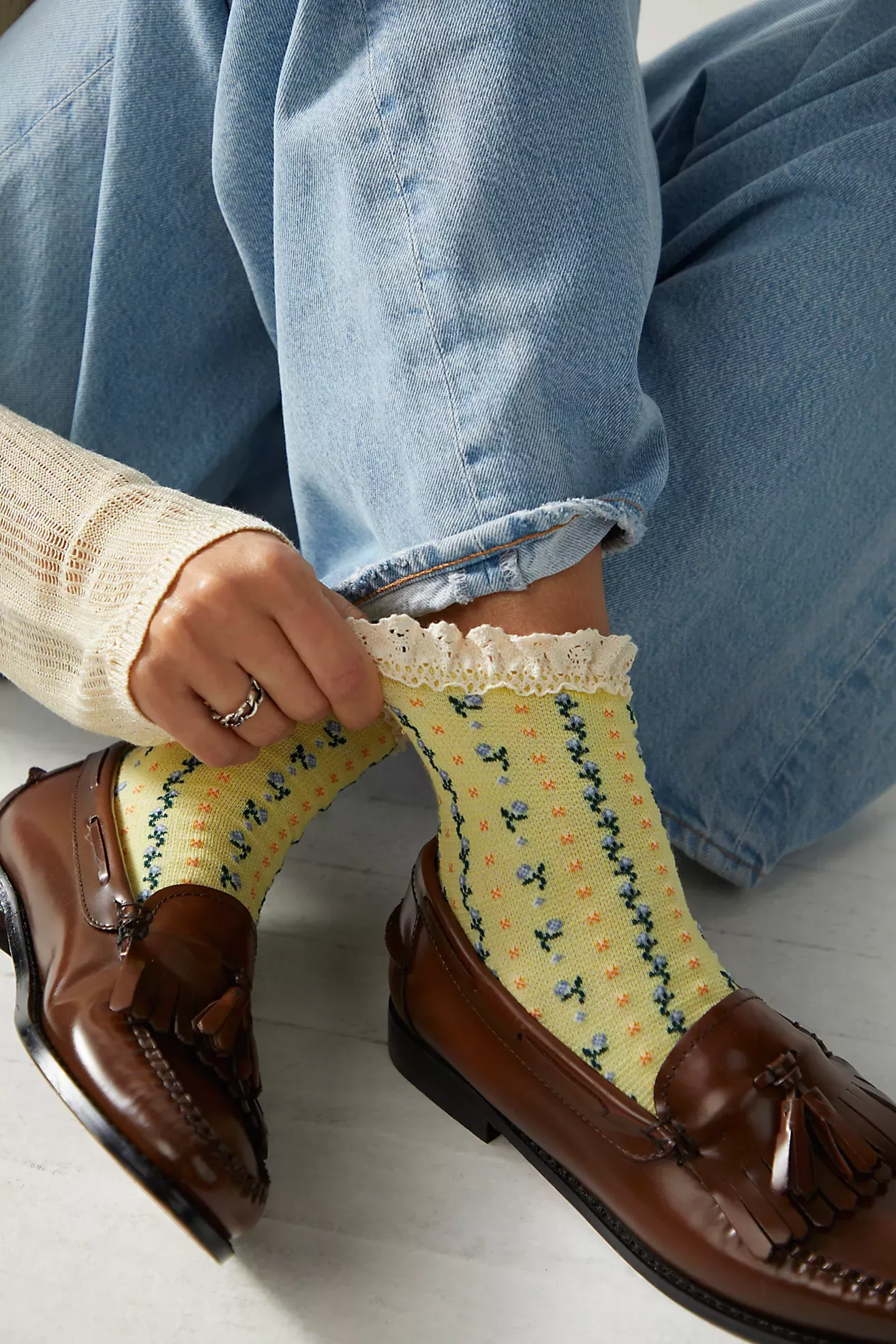 Rosebud Waffle Knit Ankle Socks