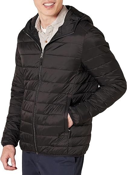 Amazon Essentials Men's Lightweight Water-Resistant Packable Hooded Puffer Jacket | Amazon (US)