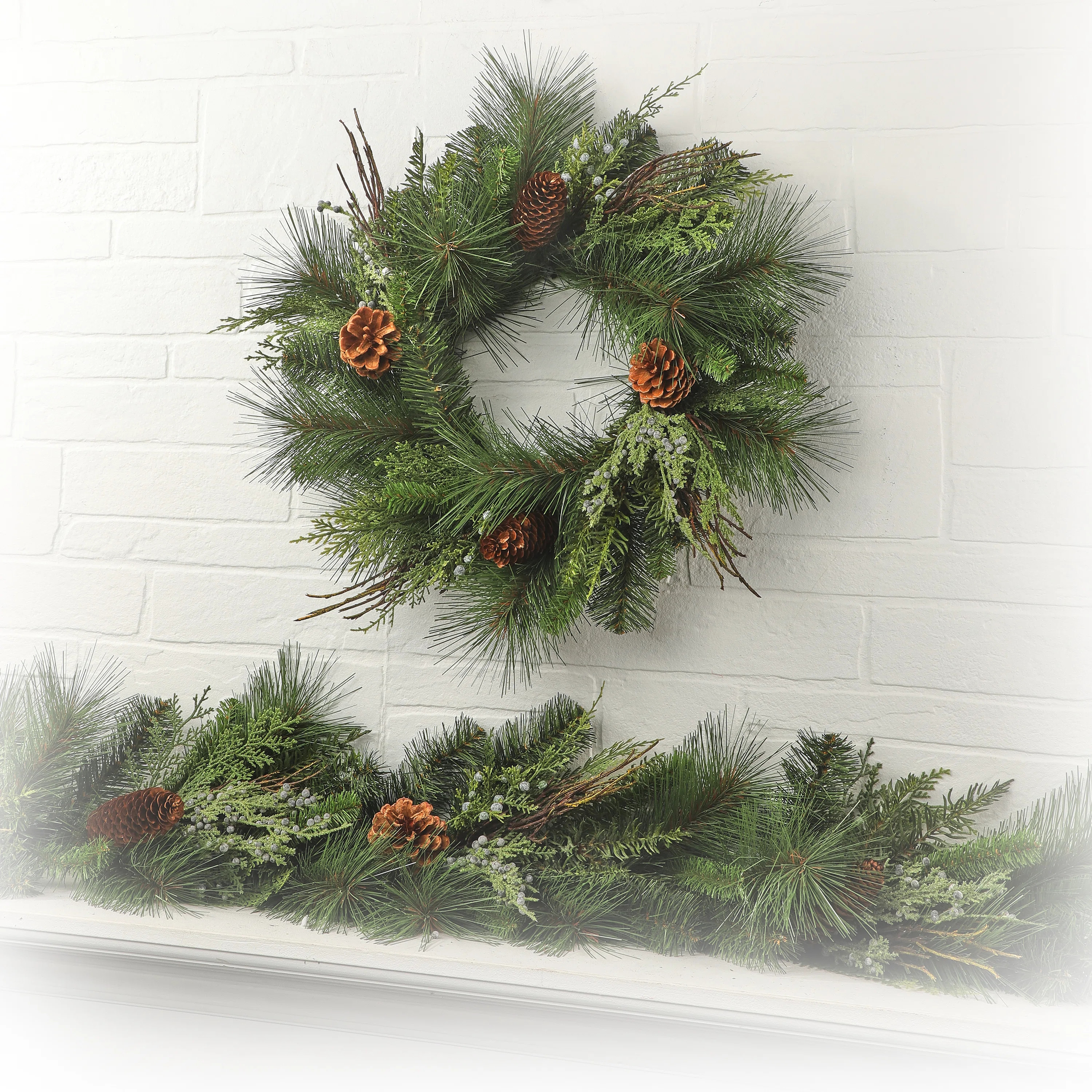Sand & Stable™ Juniper Pinecone Wreath & Reviews | Wayfair | Wayfair North America