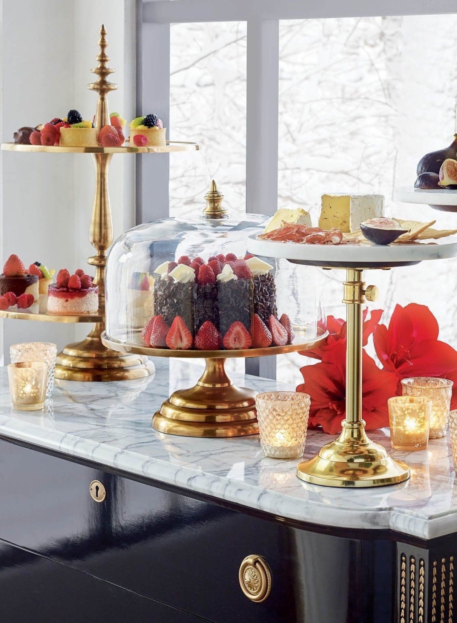 Holiday entertaining gold cake stand marble server 

#LTKStyleTip #LTKHome #LTKSaleAlert