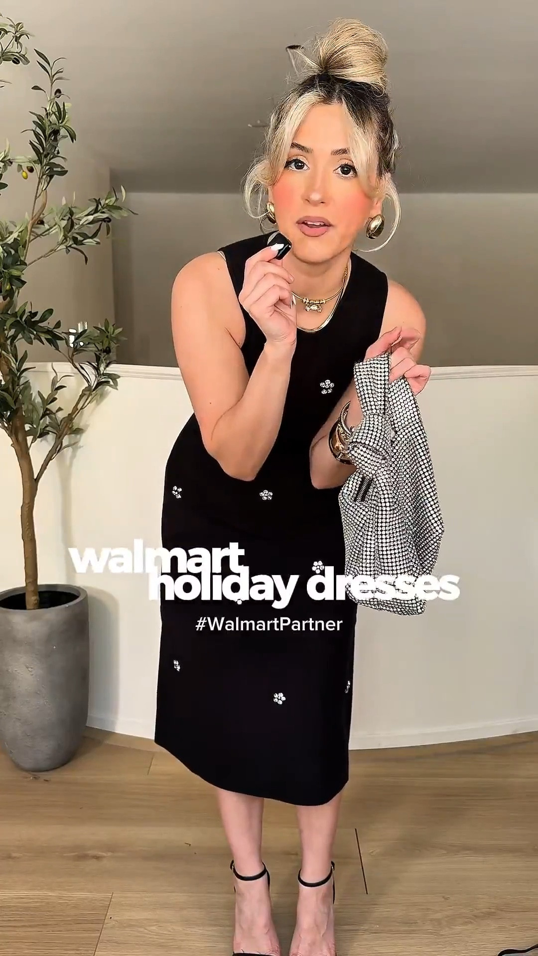 @walmart Holiday dresses UNDER $30👌🏼✨😍 #WalmartPartner 
#WalmartStyle
@WalmartStyle

Wearing XS in all of them! 



#LTKgrwm #LTKHoliday #LTKootd