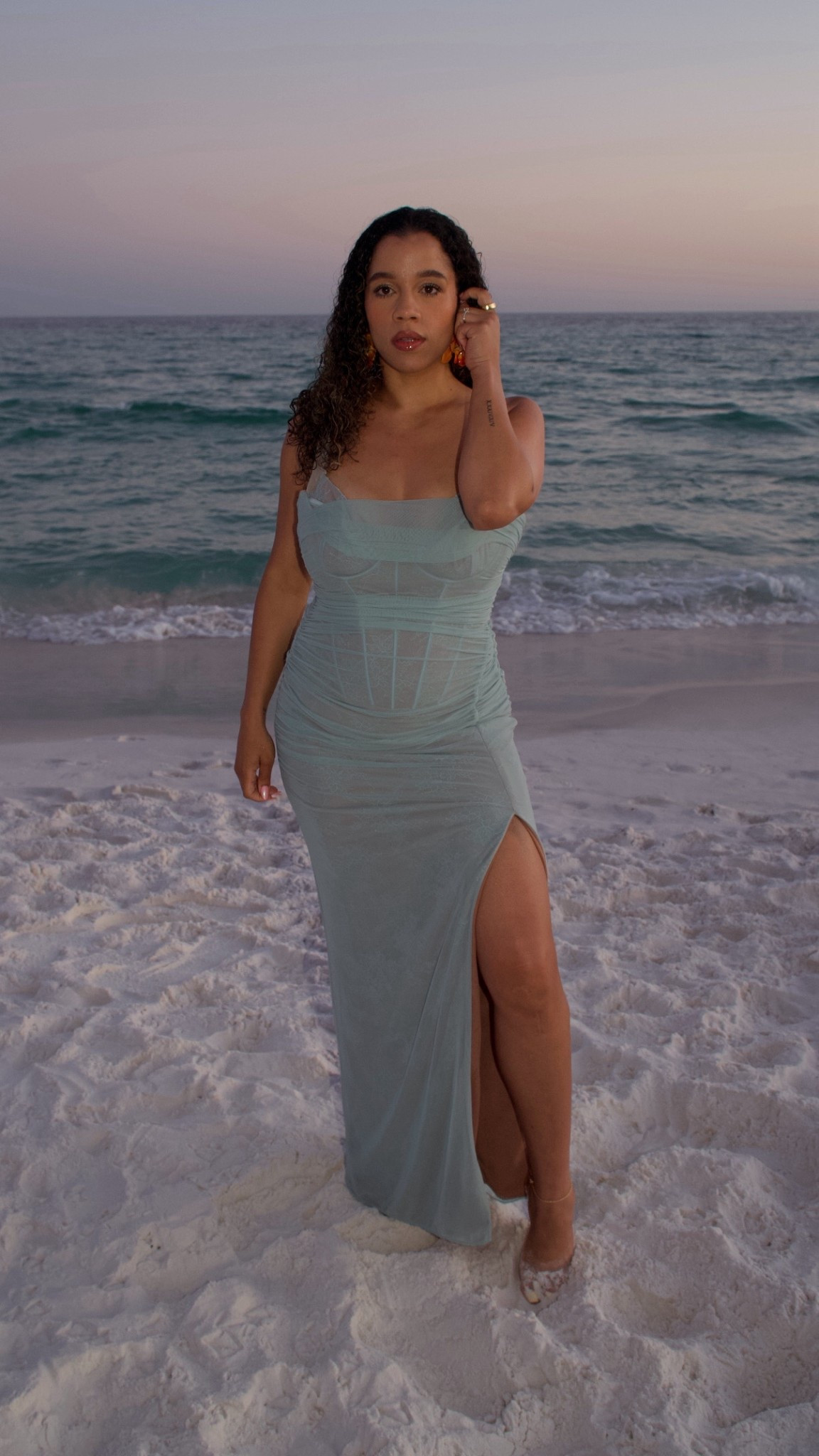 Birthday dress of my dreams. Great for date nights as well. Super flattering and beautiful. 


#LTKhaul #LTKMidsize #LTKootd