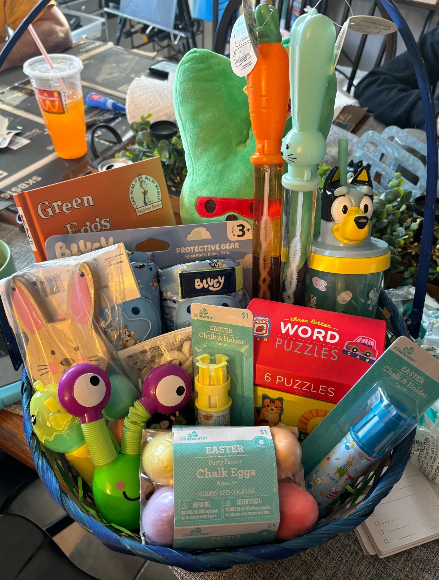 Our toddlers Easter basket this year! I couldn’t like the 3 letter word puzzles but those were in my local Target Bulls Eye section! #momlife #easterbasket


#LTKfindsunder50 #LTKfamily