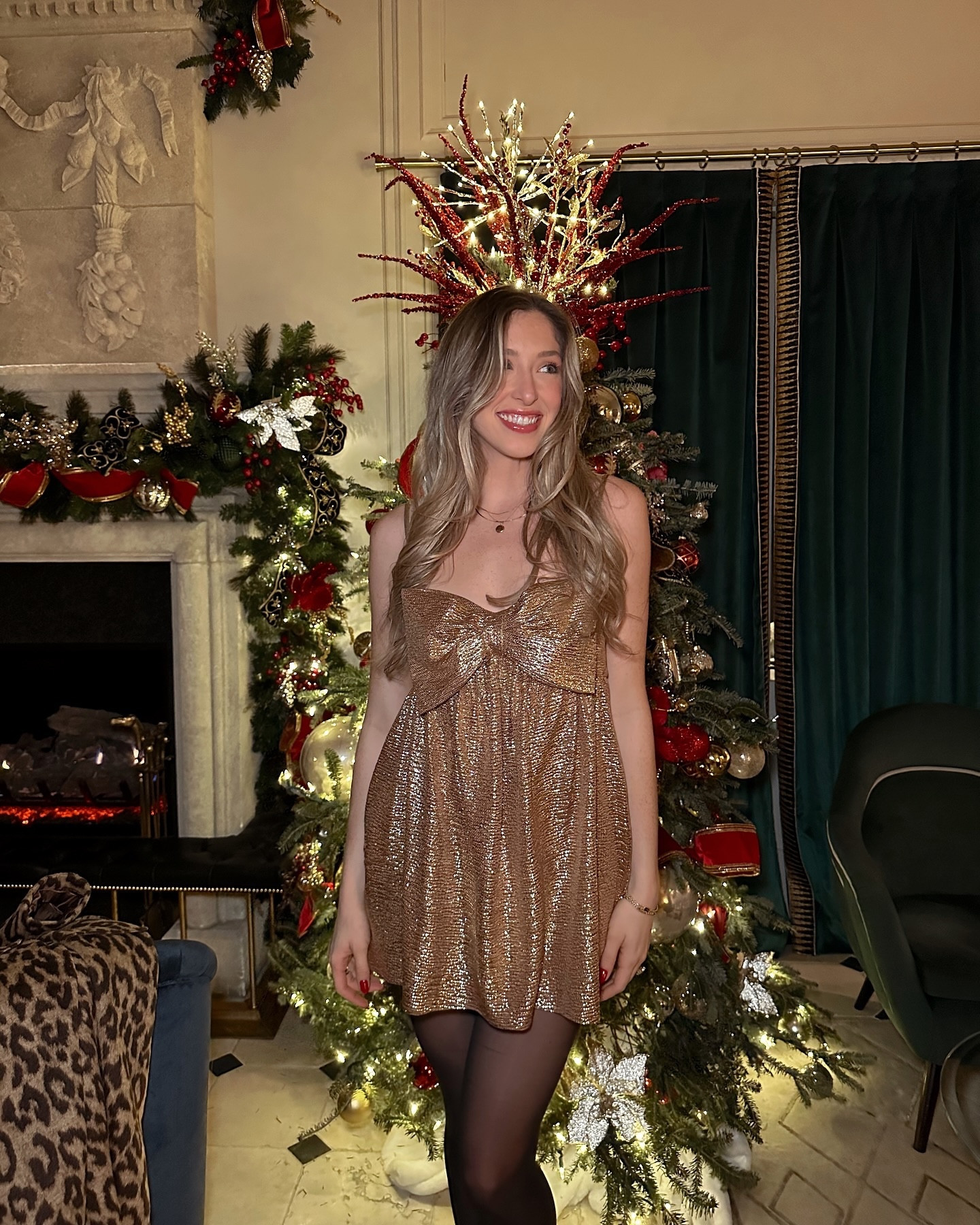 feeling festive ✨🎁

•
•
•
•

#holidaystyle #christmasstyle #christmaspartyoutfit #holidaydress #winterstyle #winterfashion #holidayfashion #nyeoutfit #fashionblogger #fashioninspiration #dallasstyle #dallasfashion 

•
•

Christmas party outfit, holiday style, NYE outfit

#LTKSeasonal #LTKHoliday #LTKdayinmylife