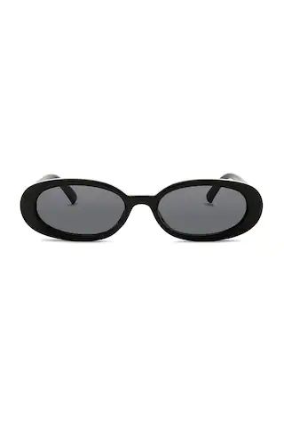 Le Specs Outta Love in Black & Smoke Mono from Revolve.com | Revolve Clothing (Global)