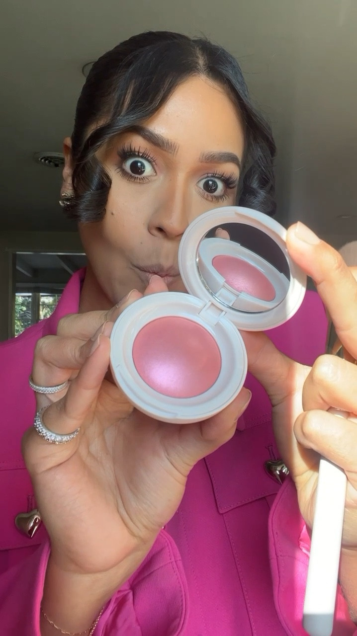 New Rare Beauty Soft Pinch Luminous Powder Blush 🤍 I am trying the shade Happy! So beautiful 🙌🏽

#LTKsalealert #LTKbeauty #LTKxSephora