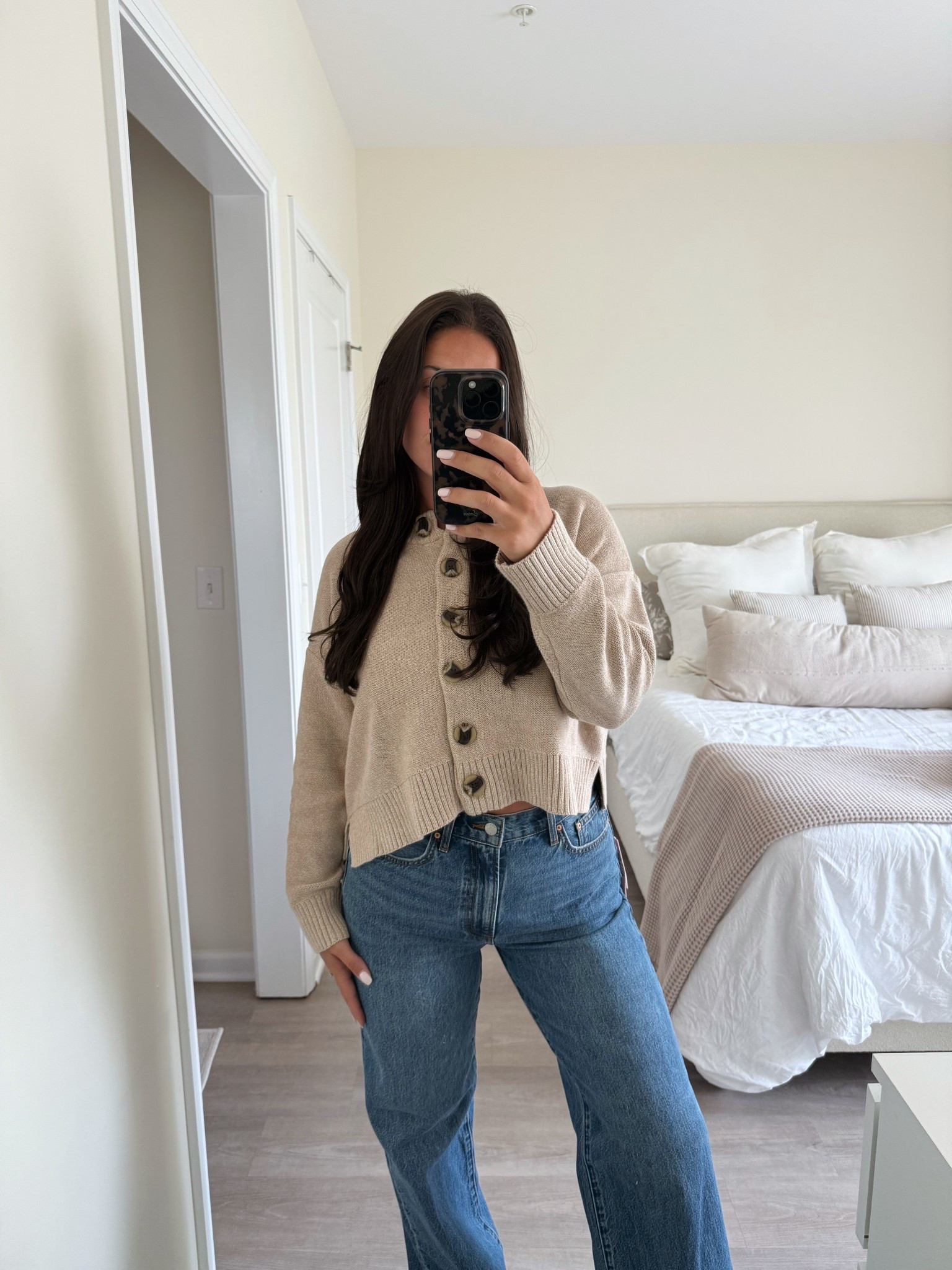 M in sweater
29 in denim

#LTKStyleTip #LTKSaleAlert #LTKMidsize