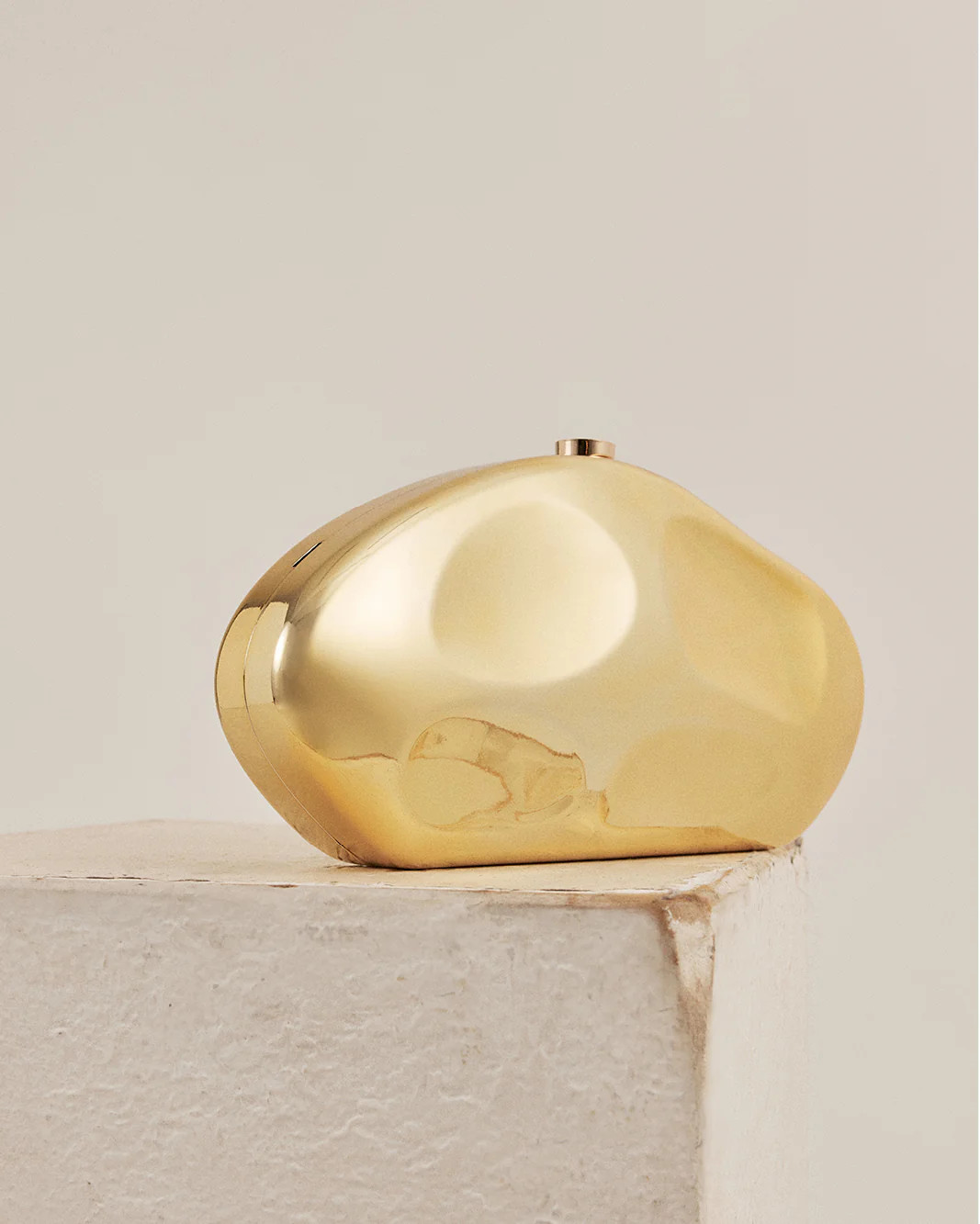 ELODY CLUTCH BAG - GOLD | Billini AU