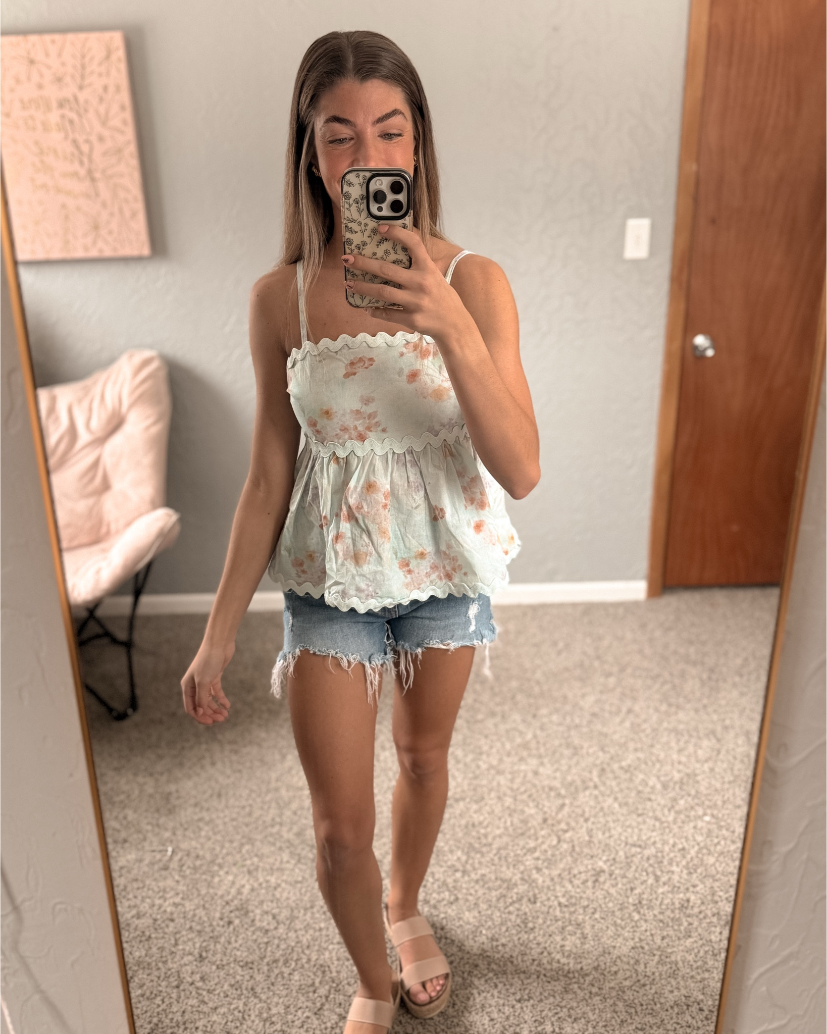 Simple outfit. OOTD. Summer style. Spring fashion. Vacation. Spring break. Pink lily. Abercrombie.


#LTKSeasonal #LTKPetite #LTKSaleAlert