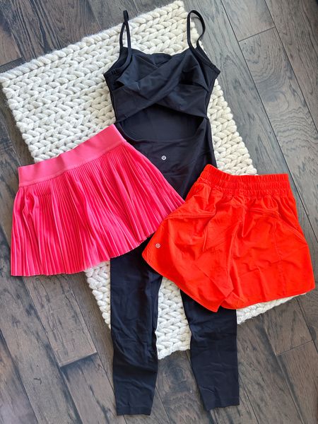 Spoiled on Mother’s Day by my husband & boys — the pleated detail on this tennis skirt is perfection & the open back, twist detail on this jumpsuit is my favorite

#lululemon #giftsforher #tennisskirt #runningshorts #bodysuit 


#LTKGiftGuide