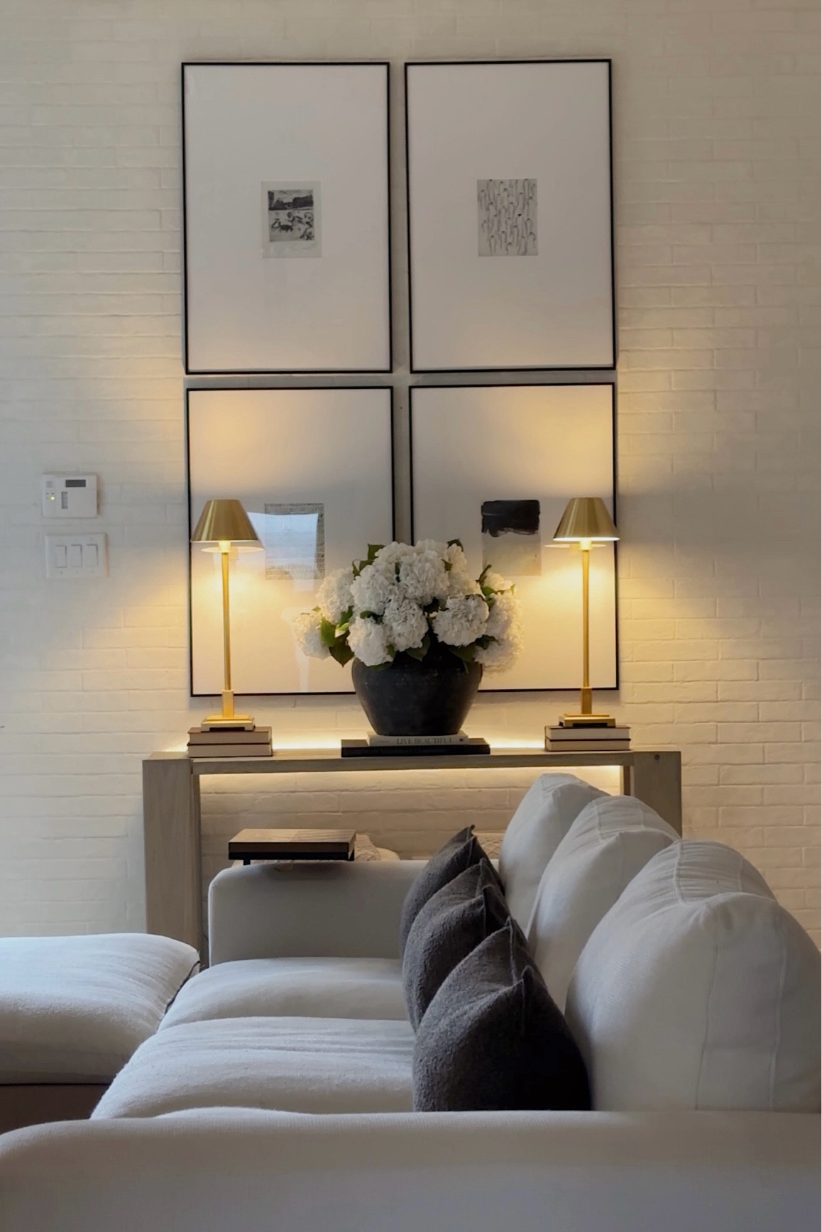 Console Table Decor | Living Room | Amazon Finds

#LTKHome