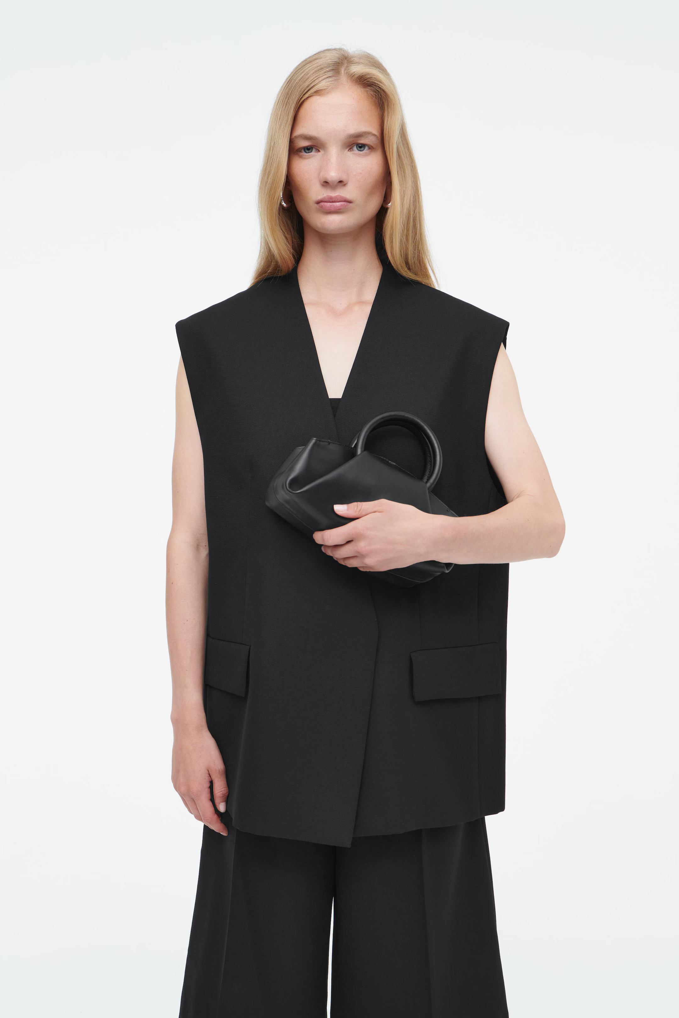 FOLD MICRO TOTE - LEATHER - BLACK | COS (EU)