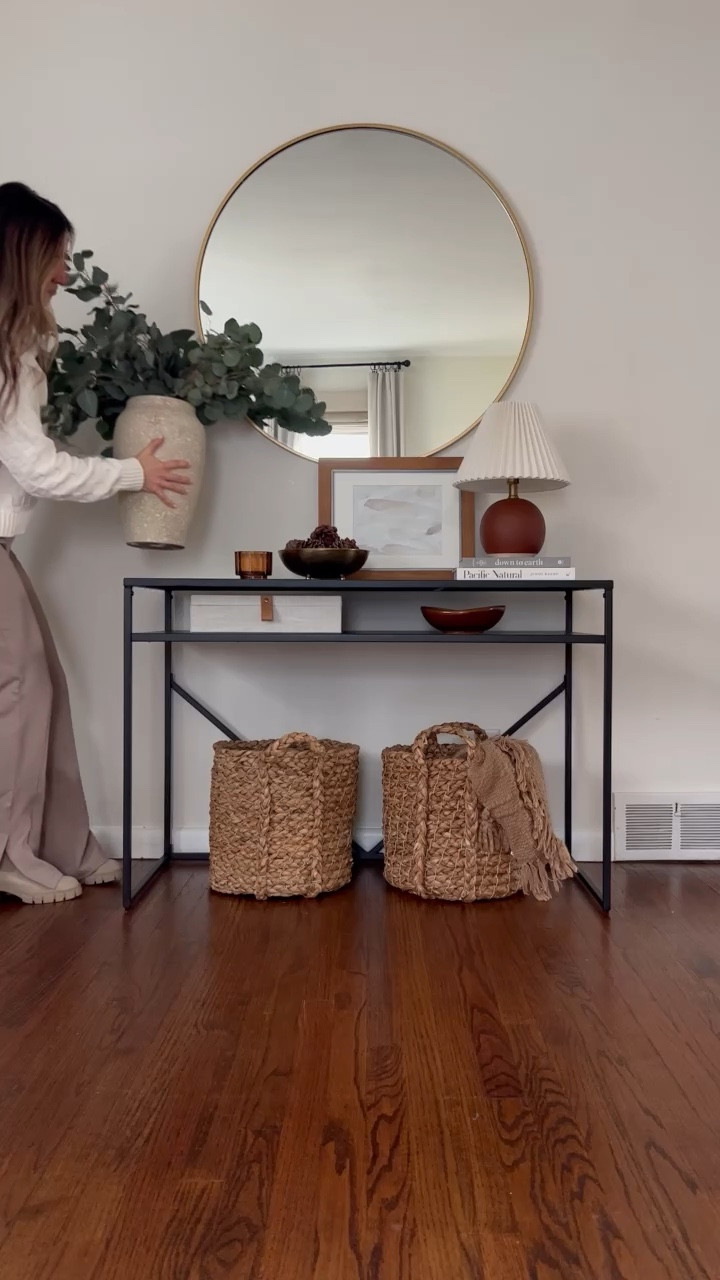 Entryway decor 

#LTKhome