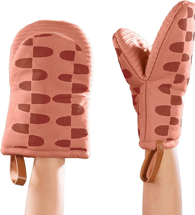 Folkulture Mini Oven Mitts or Short Oven Mitts, Cotton Oven Gloves or Oven Mitts Heat Resistant, ... | Amazon (US)