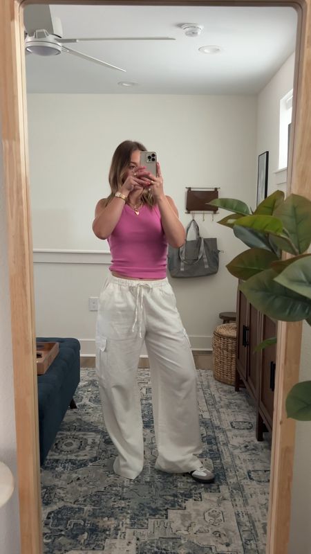 Styling linen pants from @gap 🫶🏼 Linen pants, linen cargo pants, linen pants outfits, beach outfits, beach coverup, spring fashion trends, spring outfits 2024, spring style 2024, linen vest, vest top, linen outfits #ad #howyouweargap 