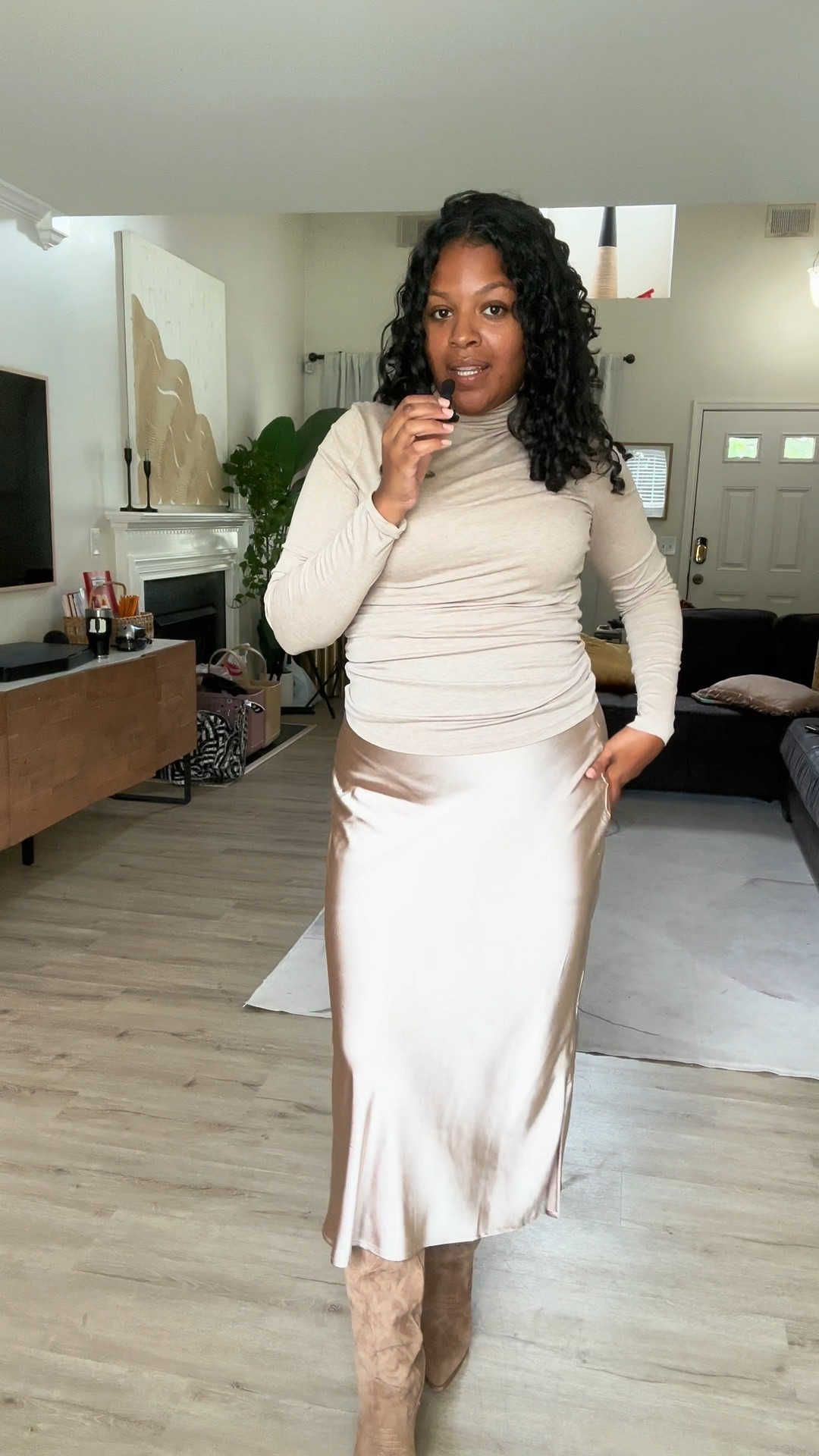 Beige Monochrome Fall fit! 


#LTKBeauty #LTKMidsize #LTKFindsUnder100