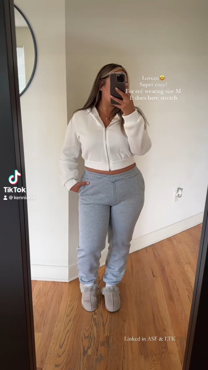 Amazon: Online vs. Reality ft. These cute cozy joggers with a V-shape design. Wearing size M in both. I truly love the fit of the gray one but found that the black ran a bit smaller. Nonetheless really cute design and super cozy for fall/winter! 



#LTKfindsunder50 #LTKstyletip #LTKSeasonal