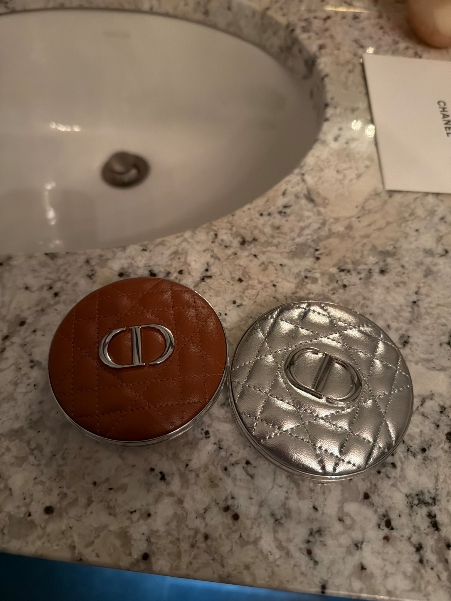 Christian Dior makeup favorites 
Bronzer and highlighter luxury duo for flawless makeup 