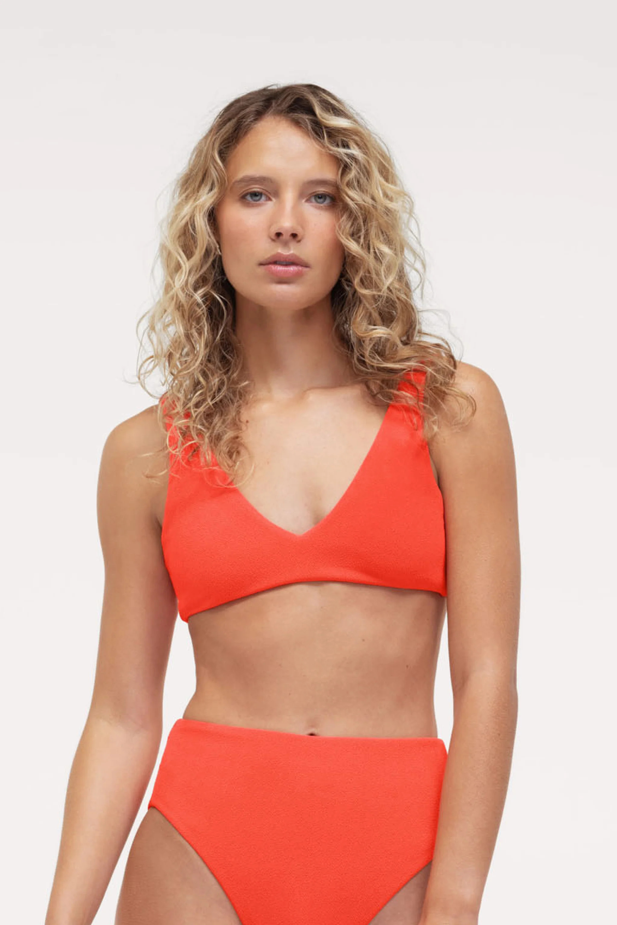 Plunge Bikini Top | nuuds