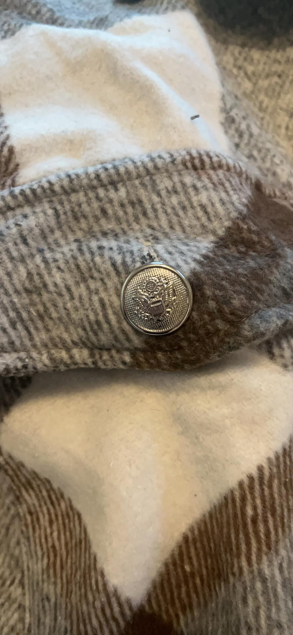 UANEO Womens Cropped Plaid Shacket Button Down Short Flannel Shirt Jacket with Pockets | Amazon (US)