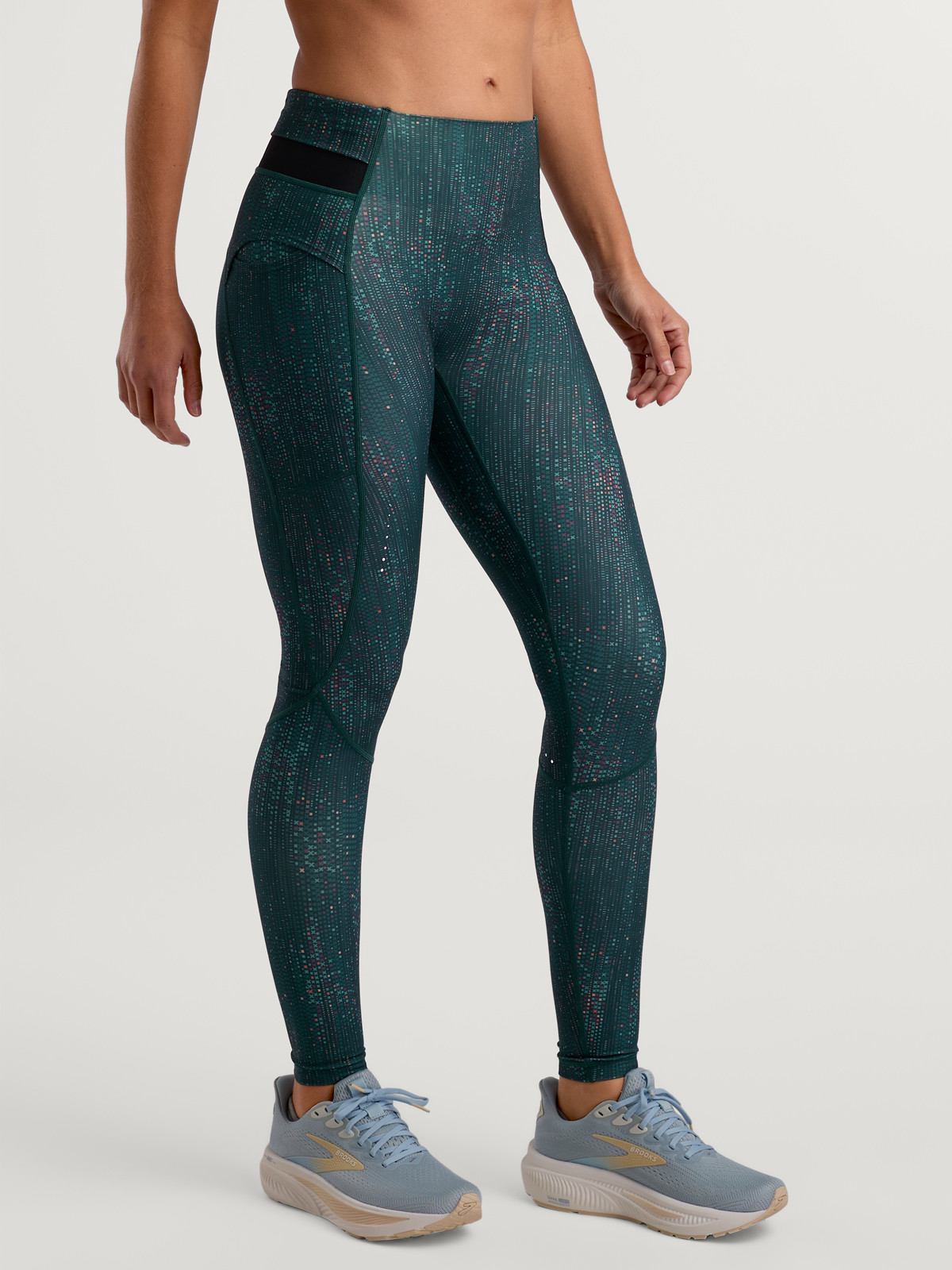 Power 7/8 Reflective Workout Leggings | Title Nine