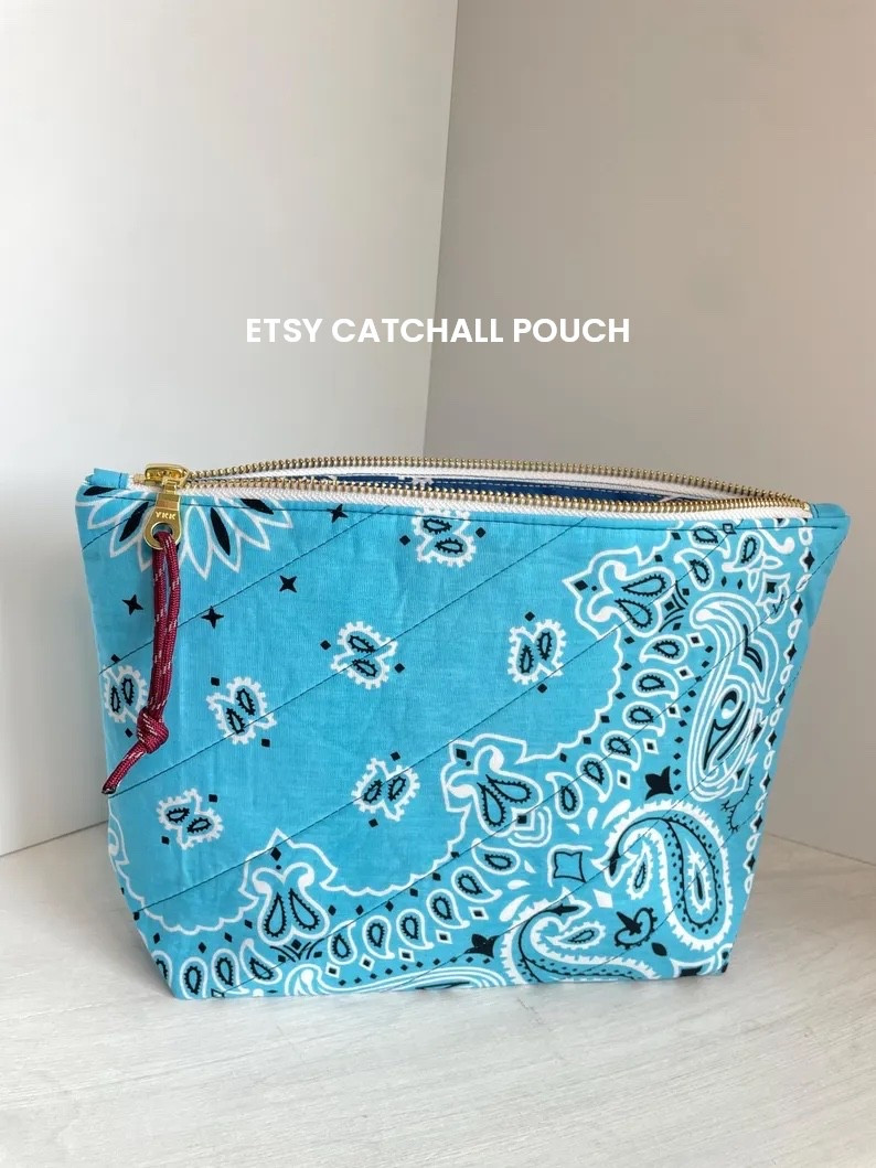 Obsessed with the bandana pouch so fun to hold baby things or whatever’s floating around in your purse!! 

#bandana #etsy #bresheppard 
